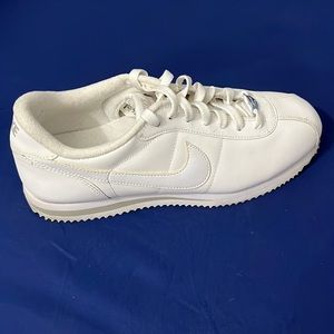 Men’s All White Leather Nike Cortez ‘72  Size US M8.5 - Slightly Used